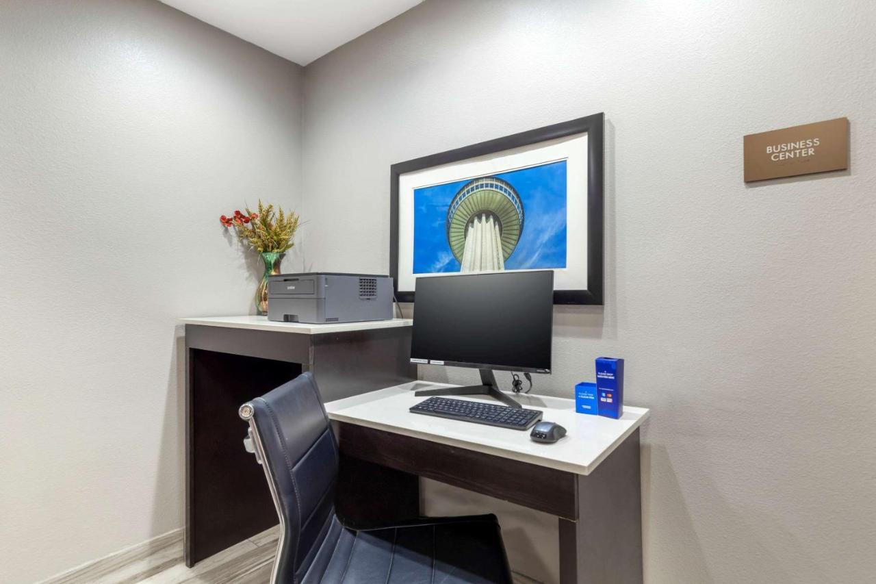 Comfort Inn & Suites Near Medical Center San Antonio Zewnętrze zdjęcie